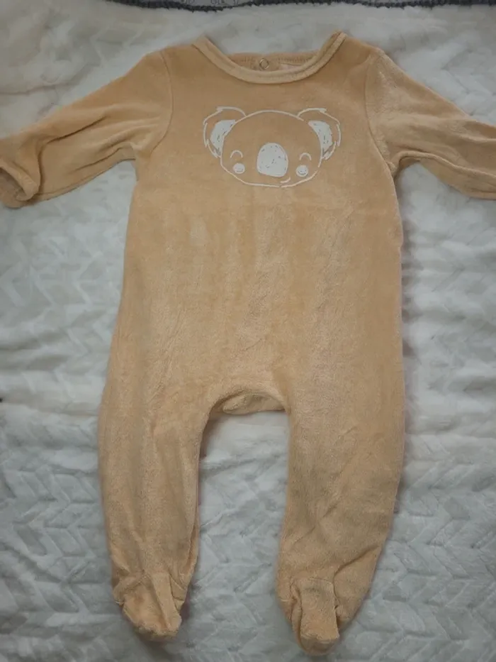 👶Pyjamas hivers taille 6 mois-68cm👶