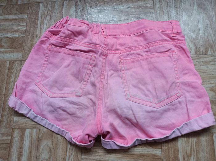 Short fille H&M taille 11-12 ans en état satisfaisant - photo numéro 6