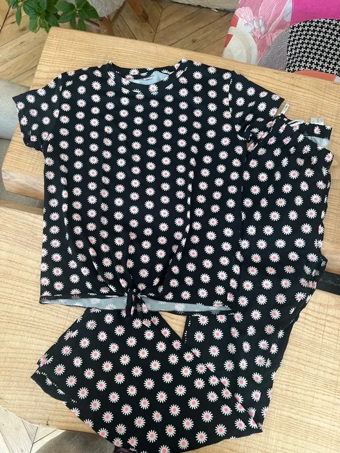 Ensemble 12 - 14 ans t-shirt pantalon flare tenue à fleurs noire fille ado - photo numéro 2