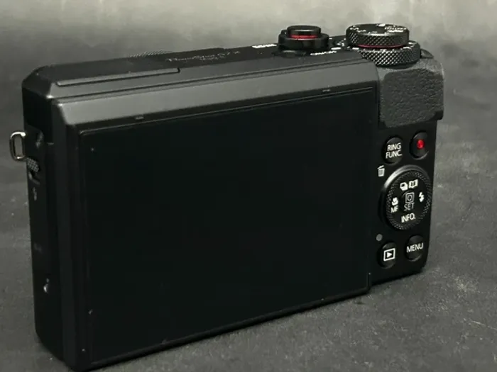 Canon PowerShot G7x Mark II 2 - photo numéro 3