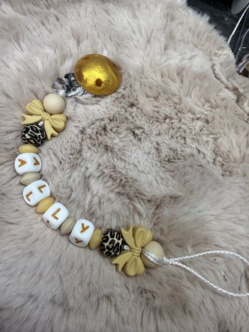 Attache tétine personnalisée 