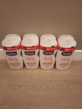 Lot de 8 gel douche Sanex hypoallergénique