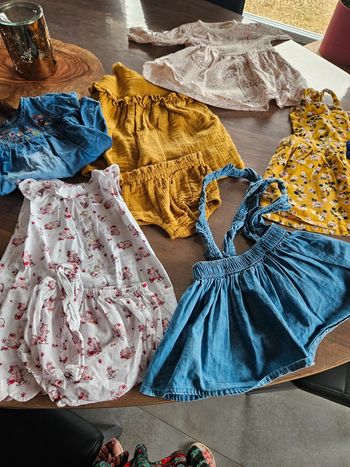 Lot de 6 robes bébé