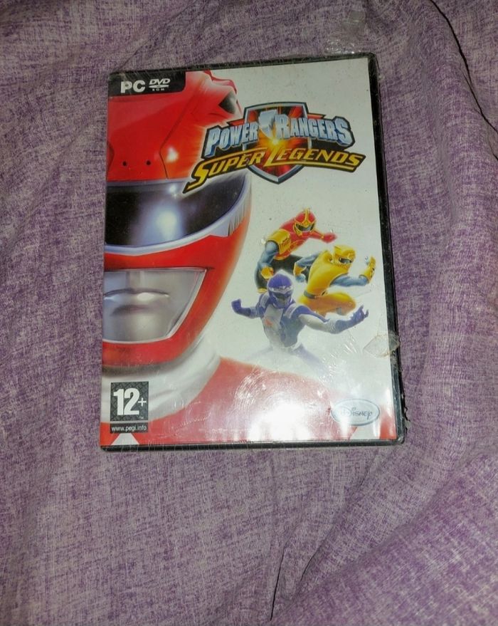 Jeu pc power rangers neuf