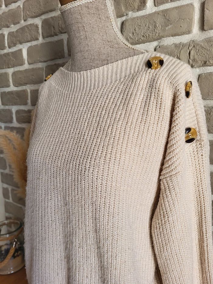 Pull en maille beige boutonné aux épaules Pimkie - photo numéro 5