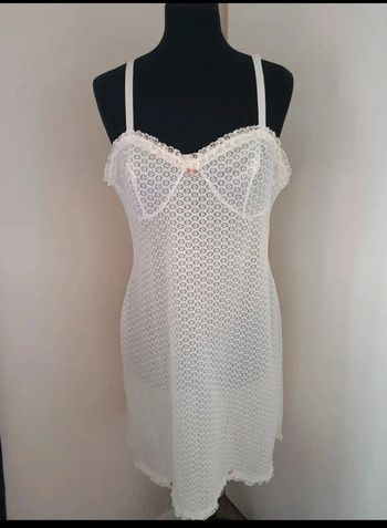 Nuisette dentelle fleurie vintage 36