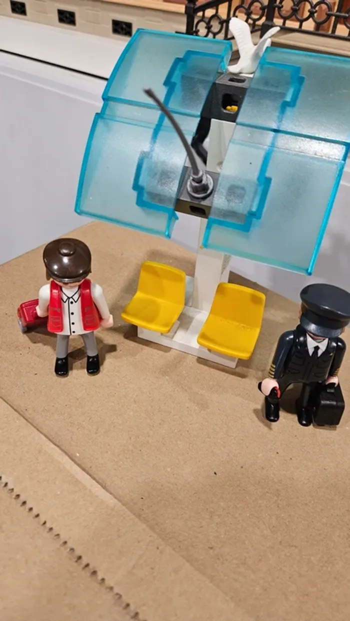Quai de bus playmobil