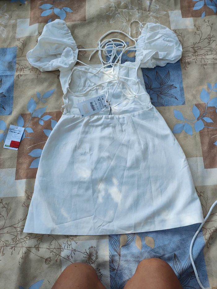 Robe Zara neuve - photo numéro 2