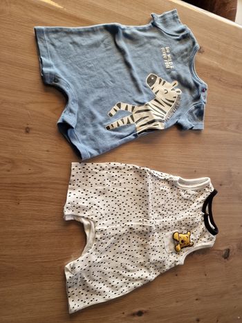 2 combishorts 3 mois