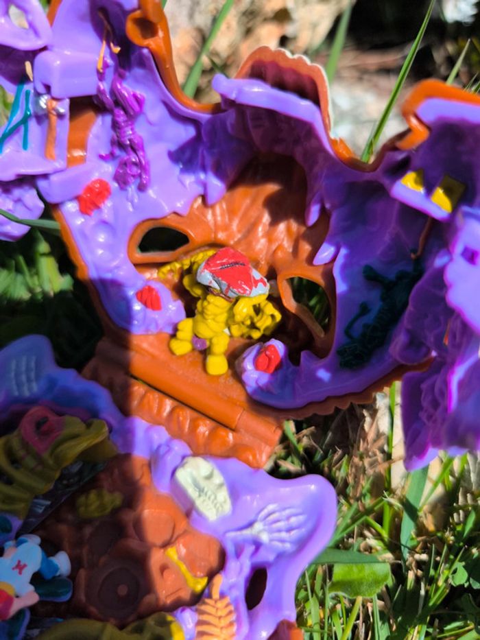 Boîte mini micro figurine petite mighty max bluebird pocket monster rat doom zone Hellcat grapples - photo numéro 2
