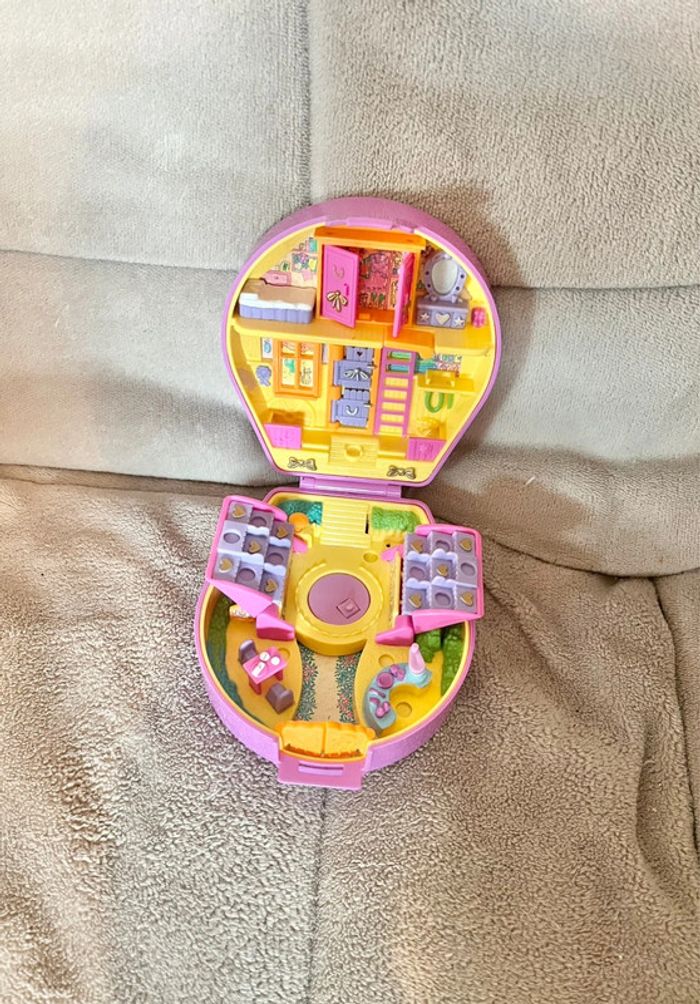 Polly Pocket 1994 Polly Pocket Pony Ridin' Show Pony Parade