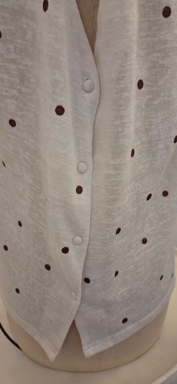 Blouse Grace & Mila à pois dorés – dos boutonné et lien – romantique & chic - photo numéro 7