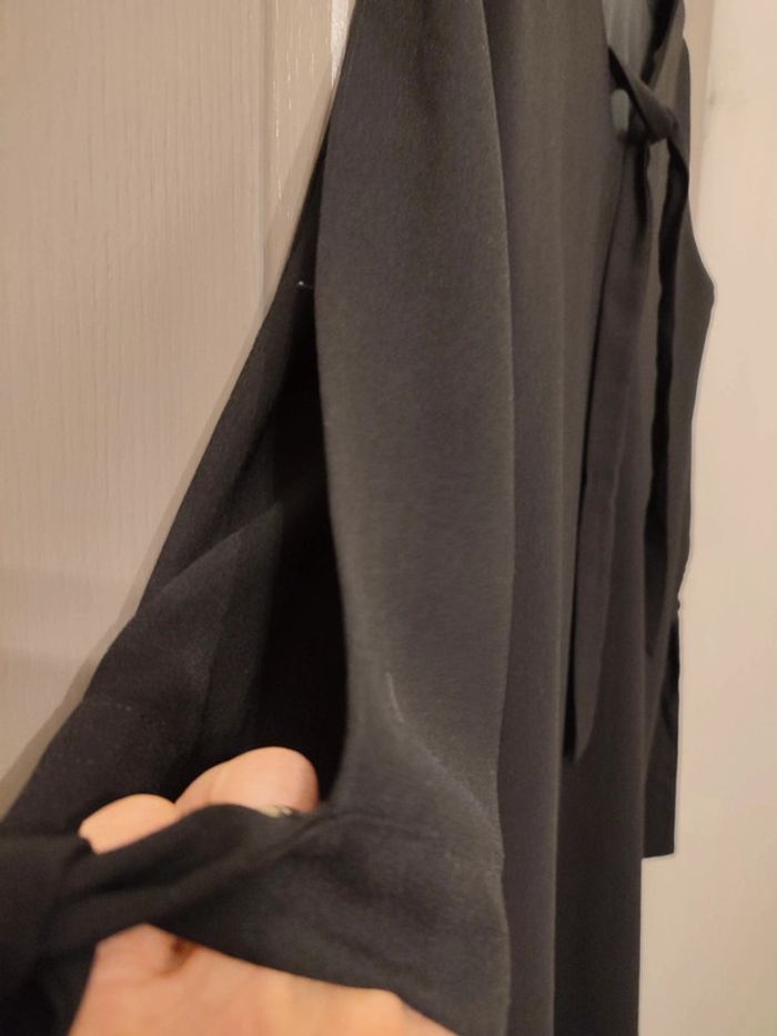 Robe noire - photo numéro 4