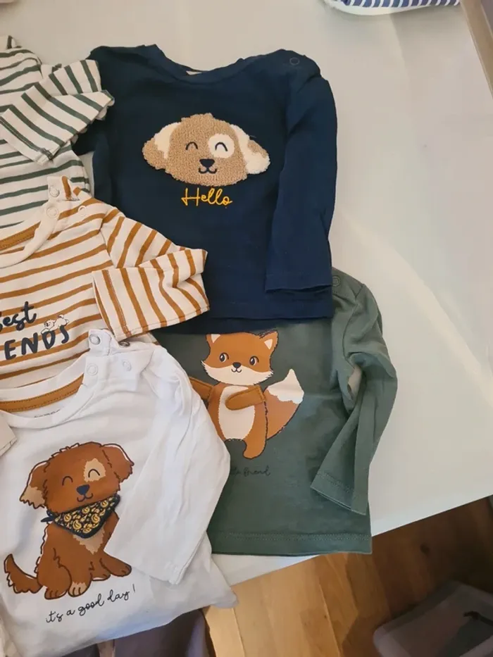 Lot de tee-shirts - photo numéro 3