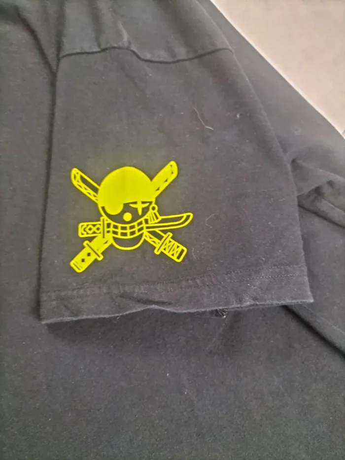 T-shirt One Piece Zoro – Pull&Bear (Taille M) - photo numéro 5