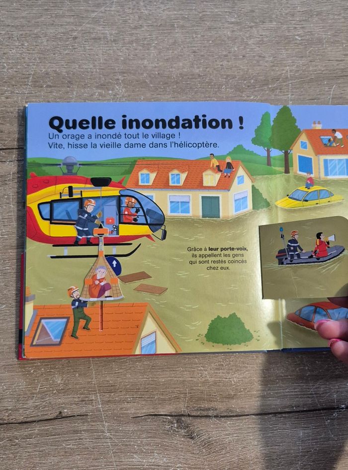 Livre Kididoc : Les pompiers 🚒 - photo numéro 9