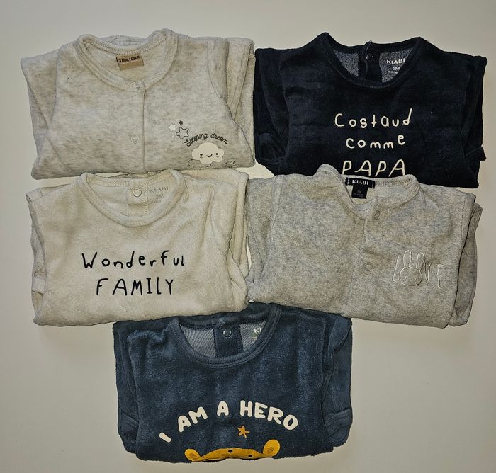 Lots de 5 pyjamas taille 3 mois