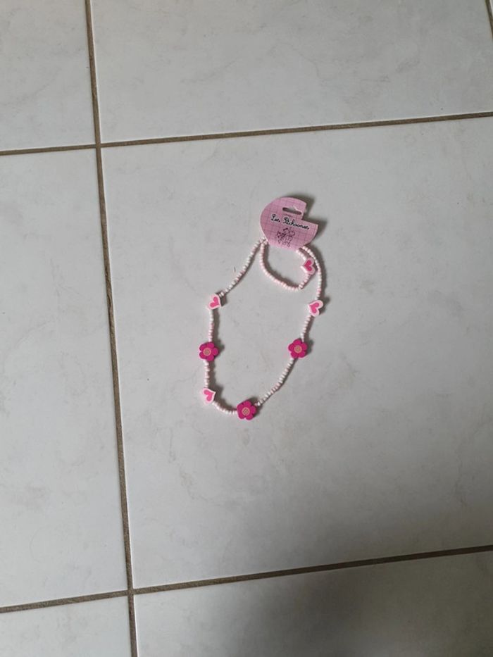 Bracelet et collier fille Neuf EVL