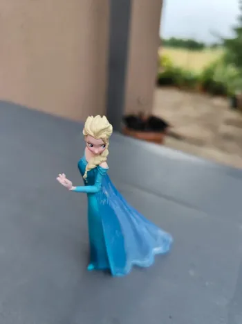 Figurine Elsa Reine des neiges