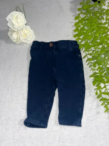 Très beau pantalon jean pour bébé fille