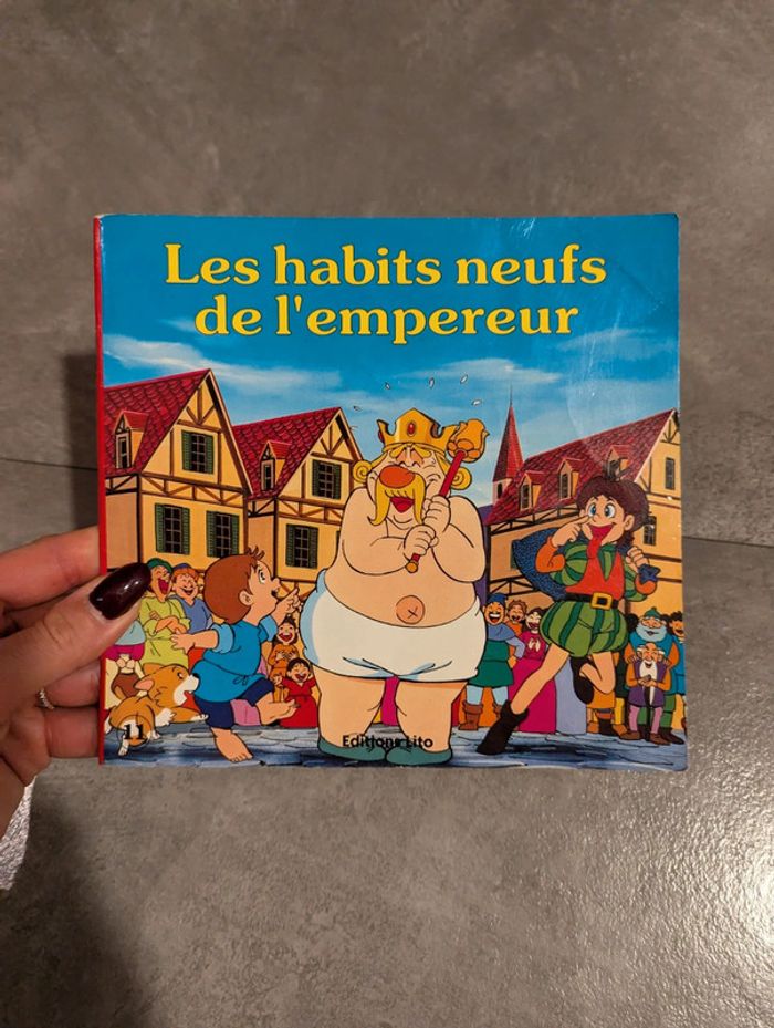 Les habits neufs de l'empereur livre vintage