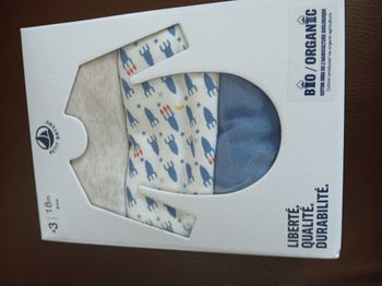 lot de trois bodies manches longues petit bateau 18 mois