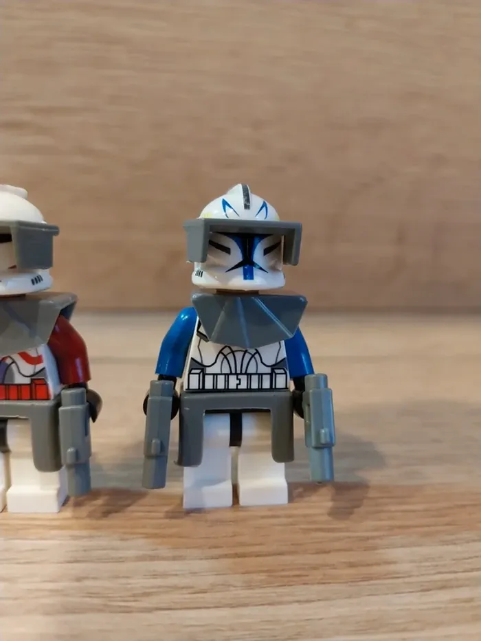 Figurines type lego Commandants Clones Rex et Fox star wars - photo numéro 3
