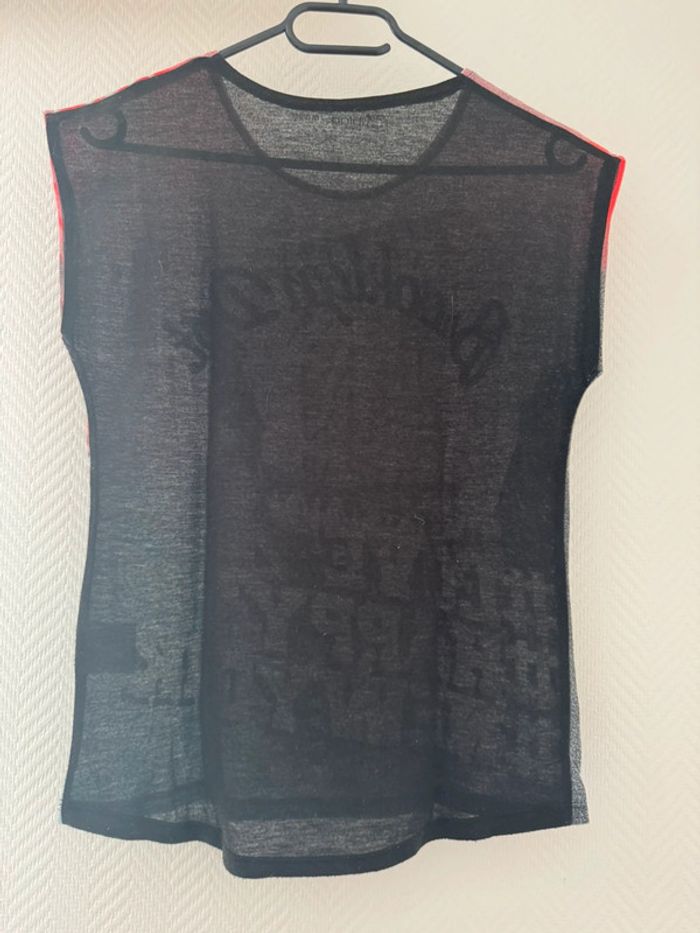 T-shirt sans manches - photo numéro 2