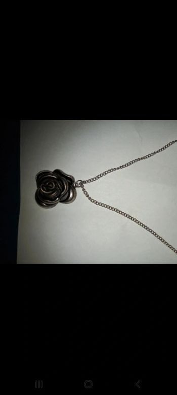 Collier rose