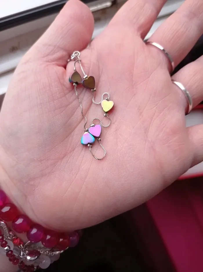 Bracelet femme petit cœurs avec reflets - photo numéro 3