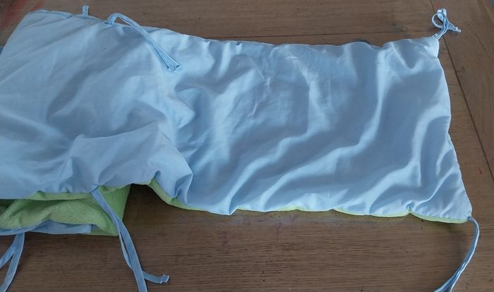 Ensemble literie bébé en très bon état - photo numéro 10