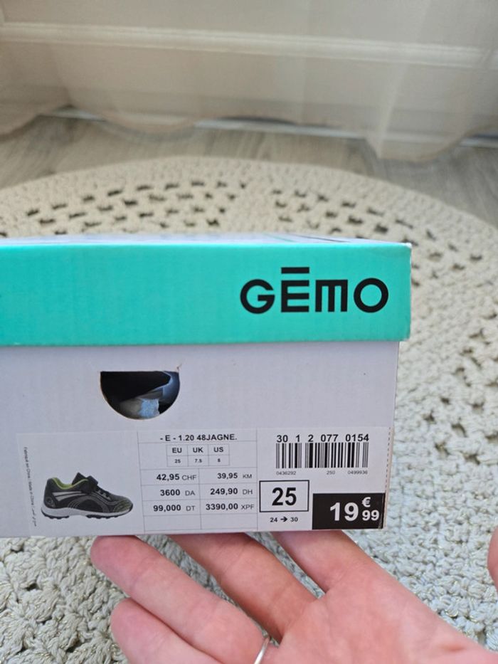 Boy: baskets Gemo neuves 25 - photo numéro 2