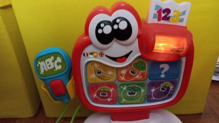 jeu dinette : caisse  pèse légumes et fruits  Baby market bilingue de CHICCO - photo numéro 5