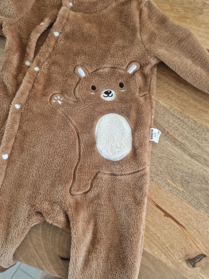 Pyjama / combinaison chaude - photo numéro 2