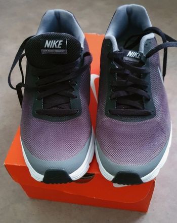 Baskets  Nike Air Max Sequent