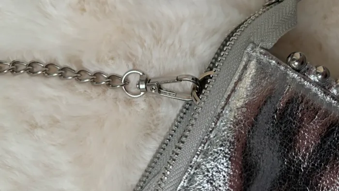 Sac / Pochette argentée Zara anse chaîne - photo numéro 3
