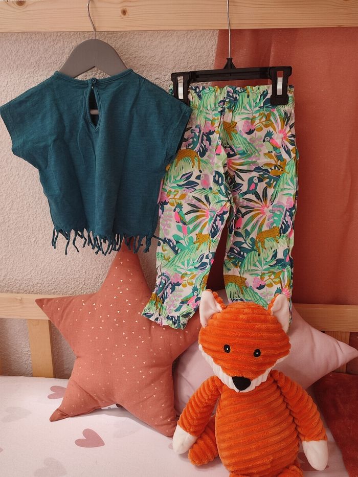 Ensemble Tee shirt + pantalon - Motif Perroquet - 24 mois - Proche du neuf - Gémo - photo numéro 4