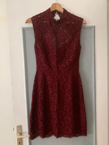 Robe bordeaux