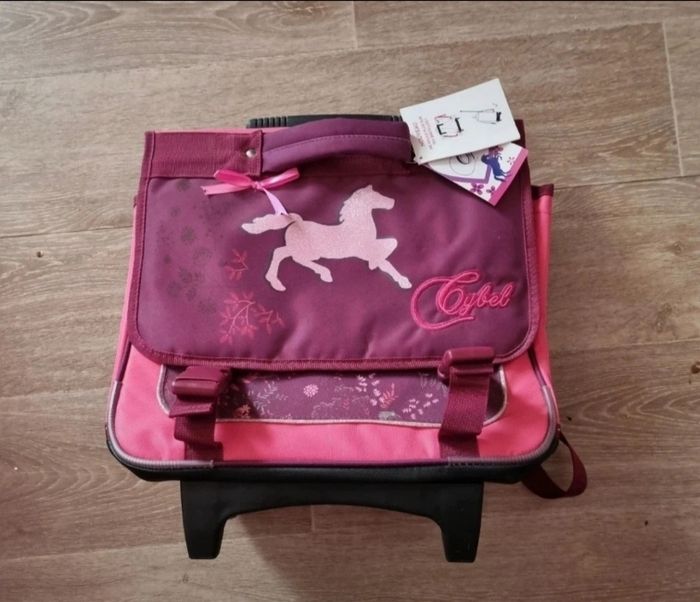Sac a dos cybel  a roulettes  neuf - photo numéro 7