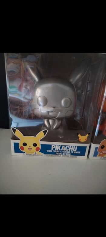 Pop geante Pikachu