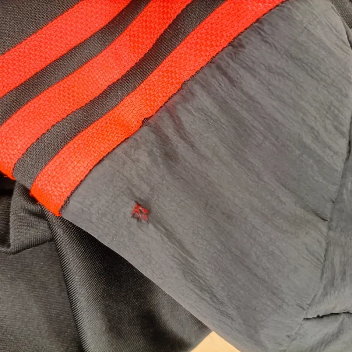 Veste à capuche Adidas grise noire et rouge bandes logo sport streetwear sport homme M A1525 - photo numéro 13