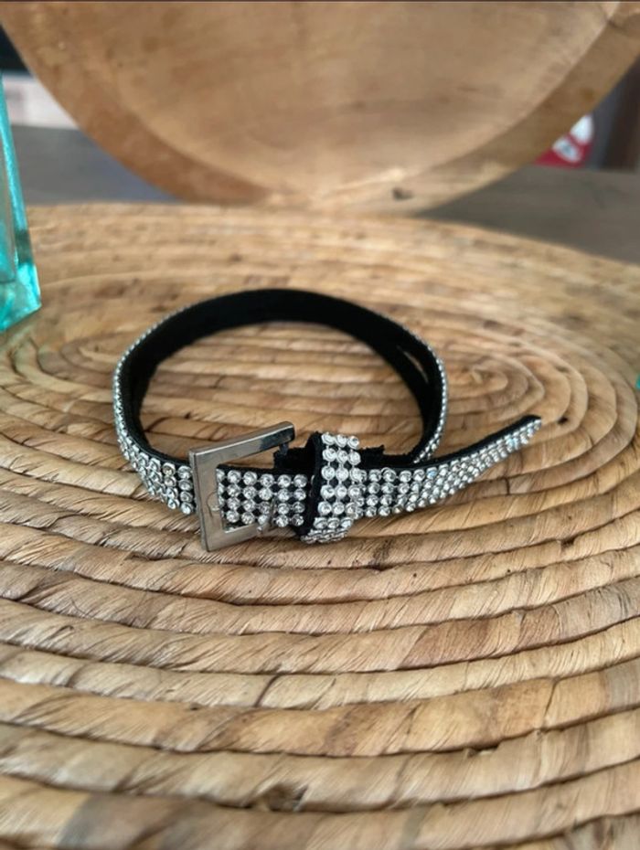 Collier ras du cou ceinture noir et strass