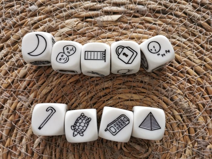 Jeu story cubes pour laisser cours à son imagination, dès 6 ans - photo numéro 3