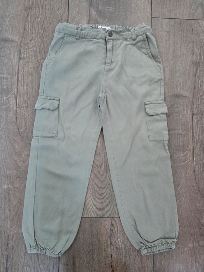 Pantalon kaki Gémo 6 ans