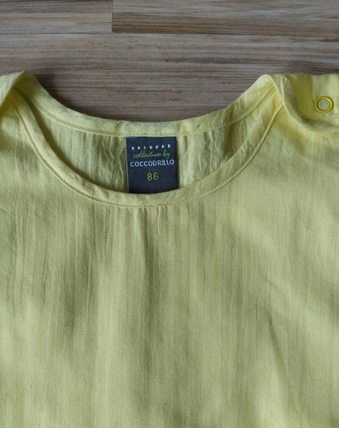 Robe jaune, taille 3 ans, marque Coccodrillo. Très bon état. - photo numéro 2