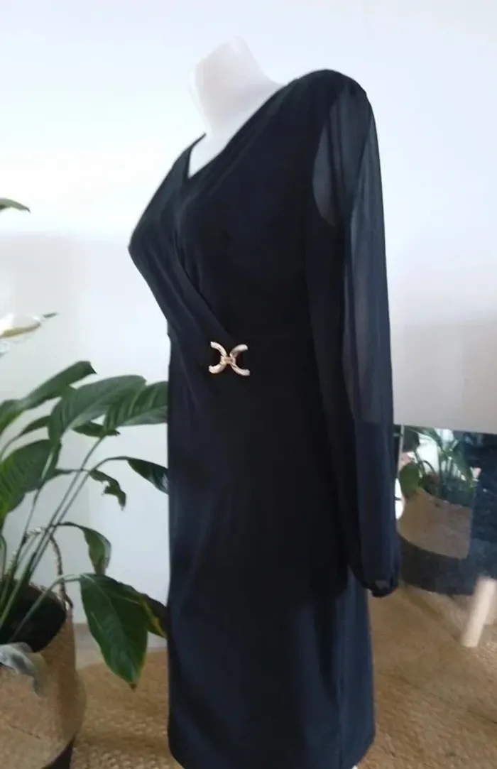 robe noire manches transparentes et boucle dorée taille M cassis - photo numéro 6