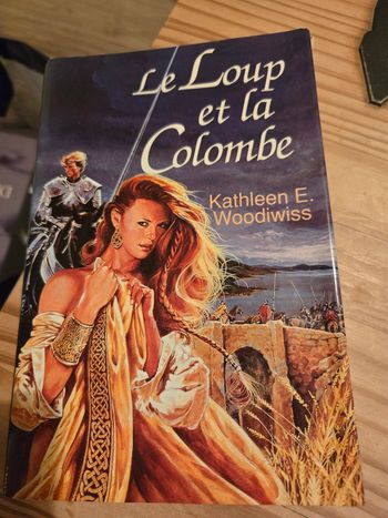 Le loup et la colombe