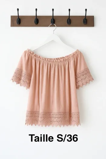 🌸 Haut en dentelle rose pour l'été 🌸