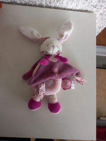 Doudou hochet fille