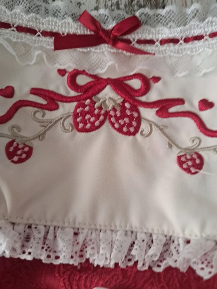 Ensemble 2 pièces Sweet Lolita broderie et dentelle - photo numéro 4